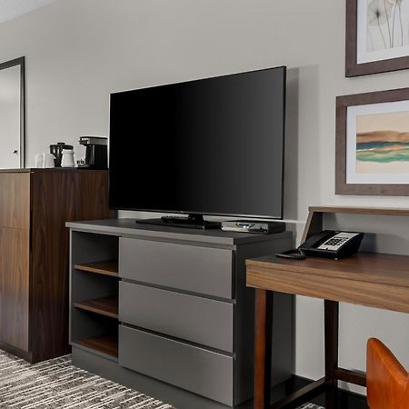 Country Inn & Suites By Radisson, Winnipeg, Mb Bagian luar foto