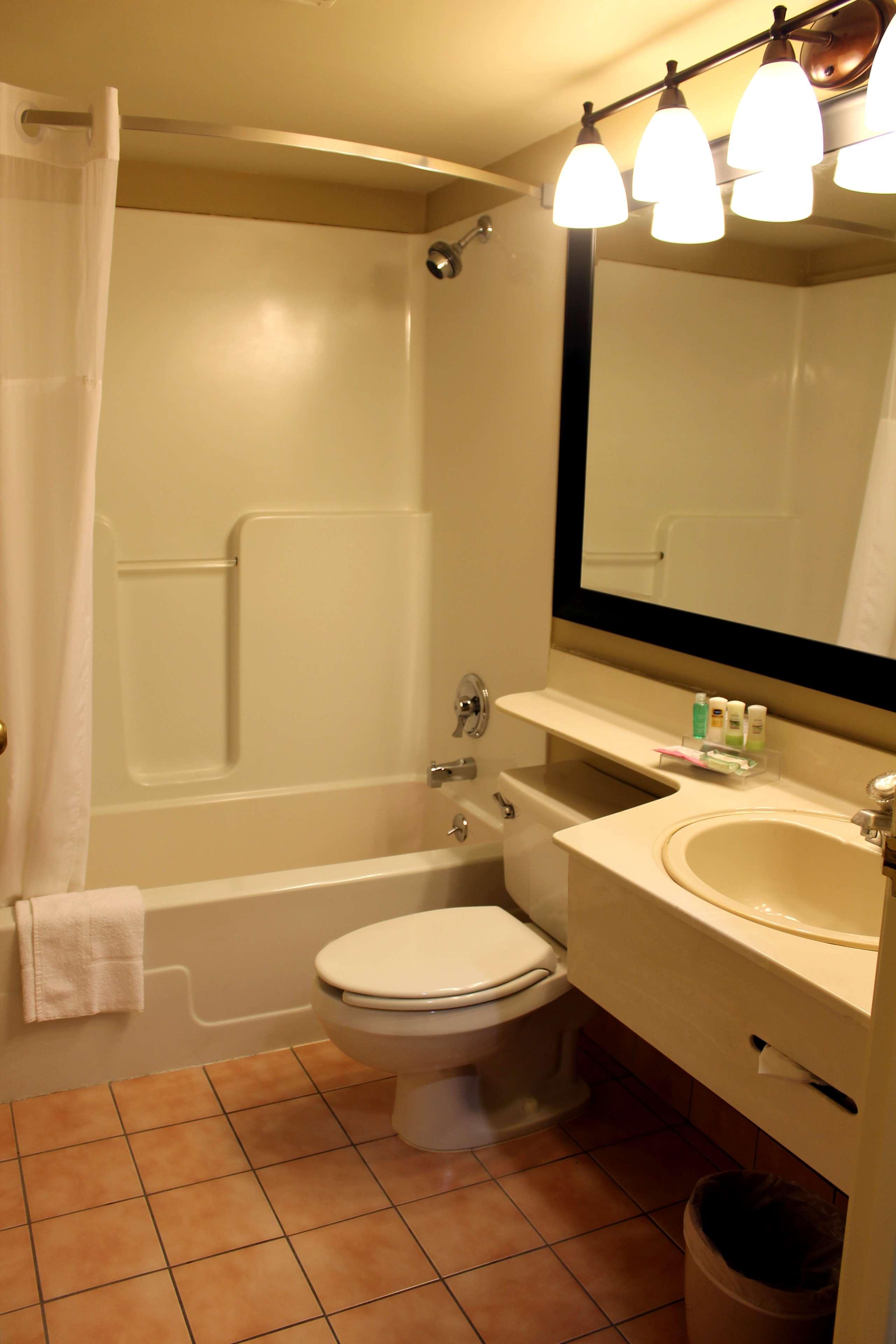 Country Inn & Suites By Radisson, Winnipeg, Mb Bagian luar foto